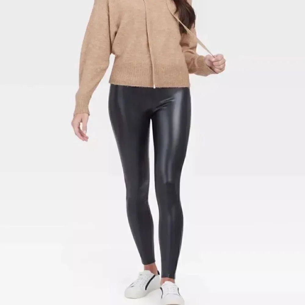 Assets by Spanx All Over Faux Leather Shape Leggings Black Women’s Small